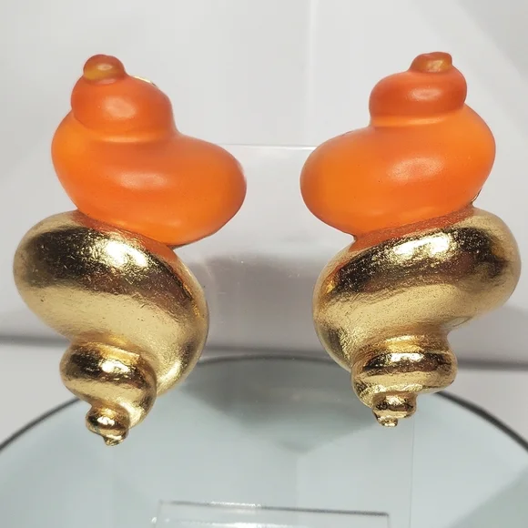 DIOR ROBERT GOOSENS Collectors Seashell Earrings - Picture 2 of 7